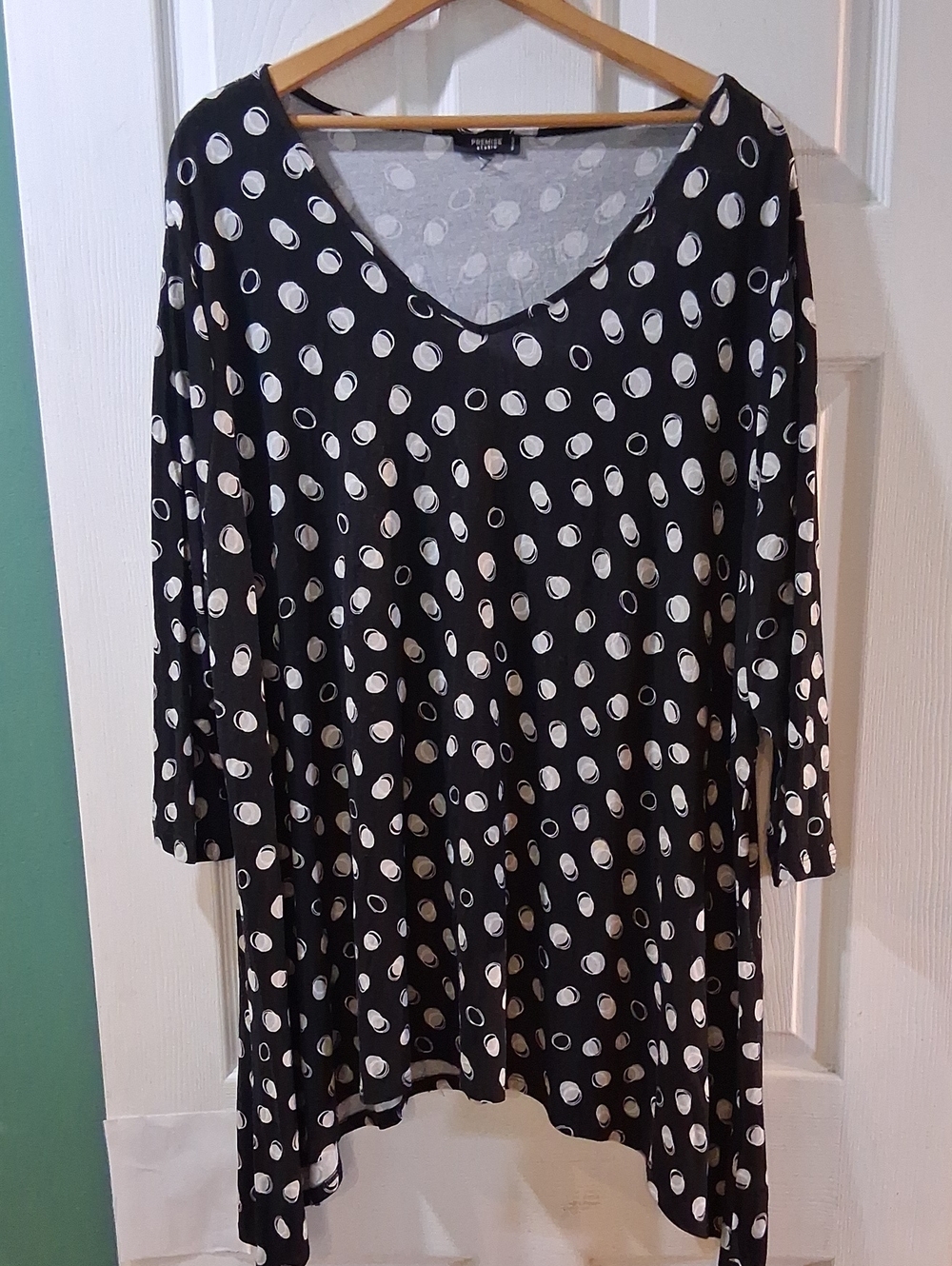 Premise Black and White Polka Dot V-Neck Tunic Stretchy